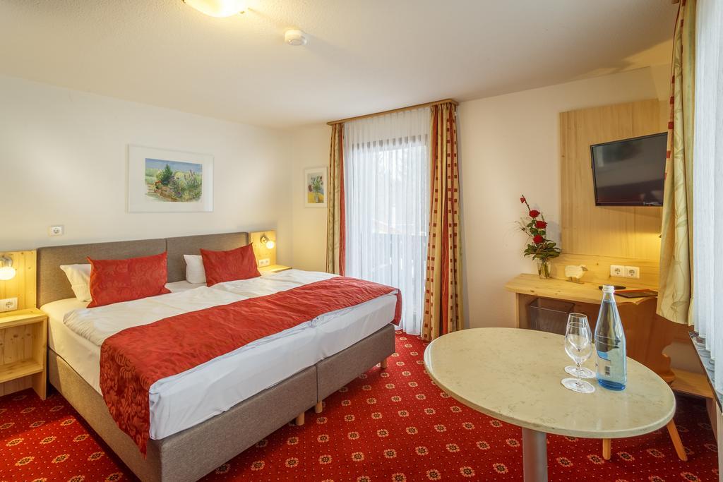 Landhotel Bartlehof Schluchsee Bagian luar foto